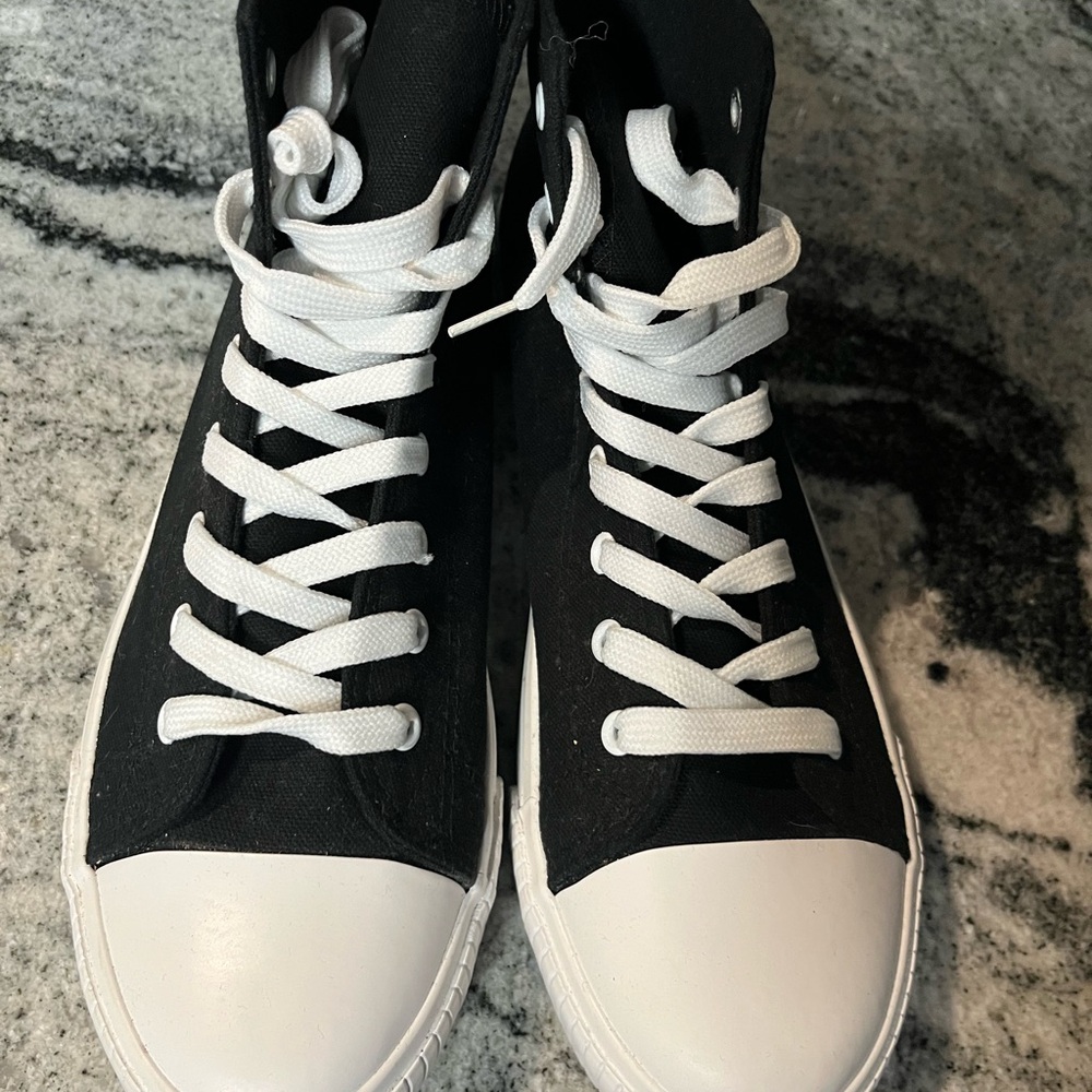 Baltimore Ravens 2021 NFL Men's High Top Canvas SNEAKERS